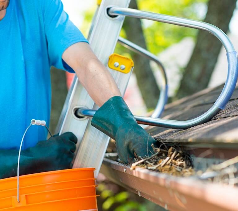 How to Clean Gutters the Right Way