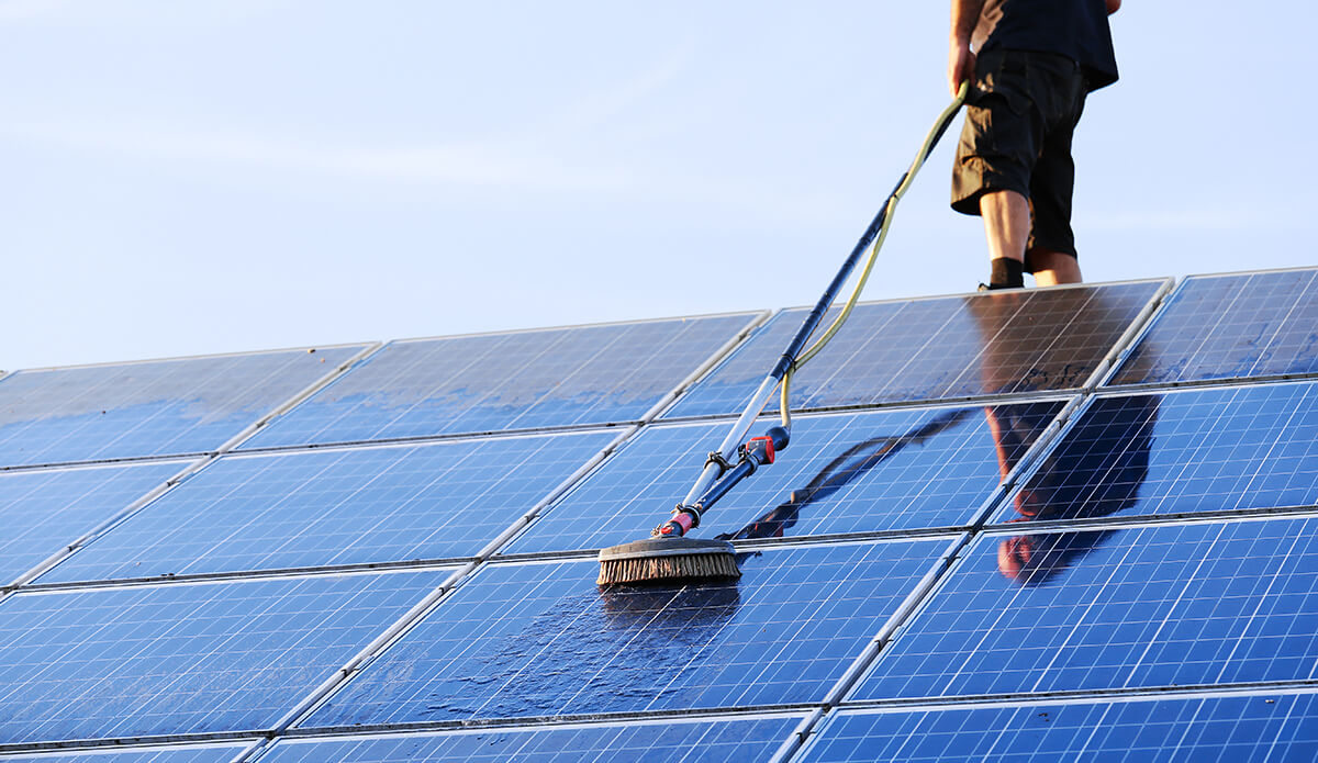 The Benefits of Getting Professional Solar Panel Cleaning Services