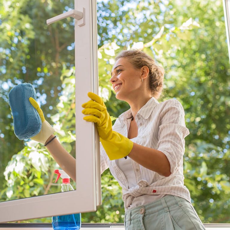 Summer Window Cleaning Tips for Calgary Homeowners