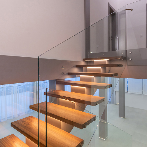 interior glass panel cleaning